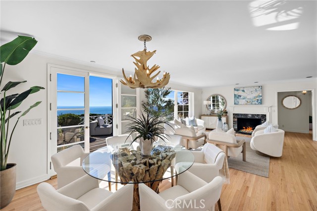 Detail Gallery Image 10 of 41 For 31571 Bluff Dr, Laguna Beach,  CA 92651 - 3 Beds | 3 Baths