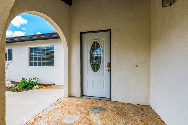 Detail Gallery Image 11 of 51 For 22294 Whirlaway Ct, Canyon Lake,  CA 92587 - 3 Beds | 2 Baths