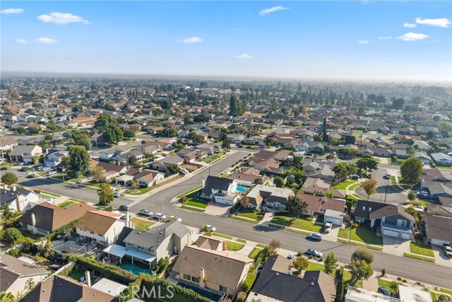 Detail Gallery Image 8 of 71 For 242 Garfield, Placentia,  CA 92870 - 4 Beds | 3 Baths