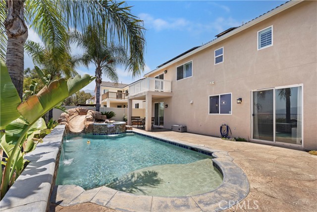 8581 Camino Limon Road, Corona CA: https://media.crmls.org/medias/381226f5-d8e3-4695-85e3-eaea562c2819.jpg