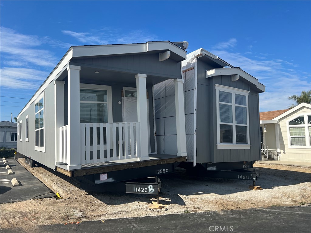 19350 Ward Street 98, Huntington Beach, CA 92646