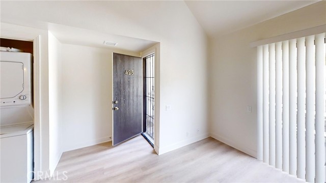 Detail Gallery Image 7 of 11 For 2266 Denair Ave #425,  Highland,  CA 92346 - 1 Beds | 1 Baths