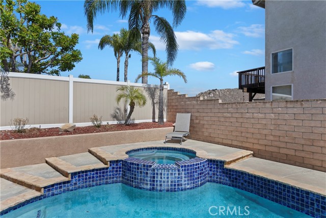 16462 Sun Summit Drive, Riverside CA: https://media.crmls.org/medias/3812a35c-f3ce-4f63-bcc8-e2ec54464a52.jpg