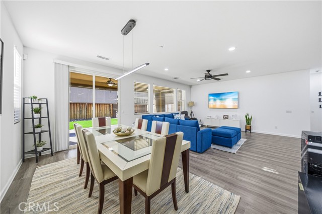 Detail Gallery Image 20 of 54 For 29193 Black Oak, Lake Elsinore,  CA 92530 - 3 Beds | 2 Baths