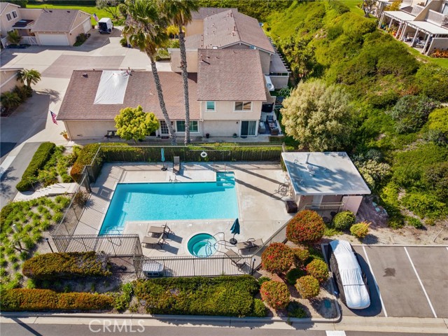 285 Calle Cuervo, San Clemente CA: https://media.crmls.org/medias/3813a645-f304-4926-b0a4-326540fc716d.jpg