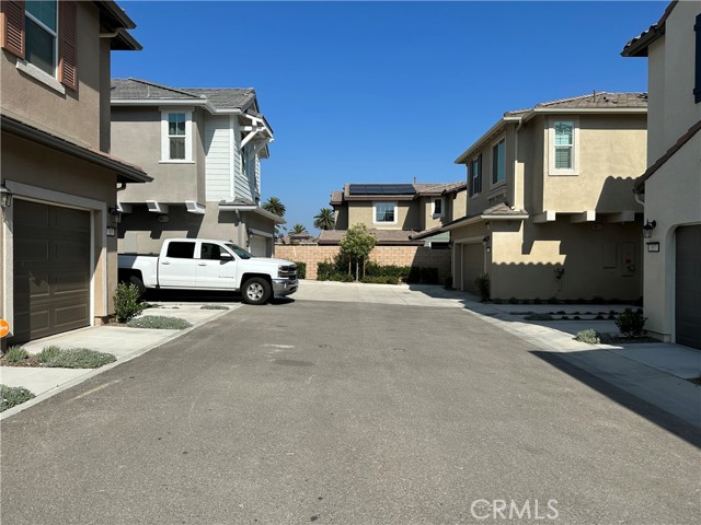 Detail Gallery Image 3 of 29 For 355 Allen Dr, Santa Paula,  CA 93060 - 3 Beds | 2/1 Baths