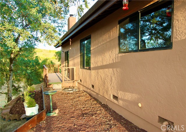 540 Pine Ridge Road, Lakeport CA: https://media.crmls.org/medias/38153bf0-41c1-428e-b23b-d376a8753adb.jpg