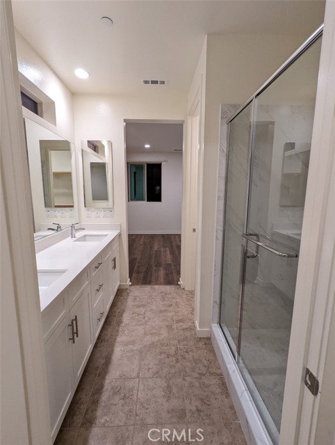 Detail Gallery Image 23 of 30 For 19537 Astor Place, Northridge,  CA 91324 - 2 Beds | 3 Baths