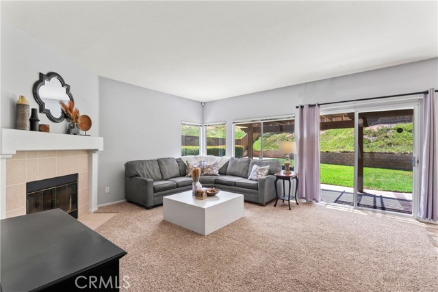 3064 Drake Street, Corona CA: https://media.crmls.org/medias/3815a190-2ccd-48b1-ab0d-72774e5491c3.jpg