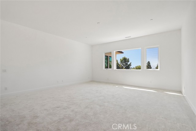 20580 Edgewood Court photo 17