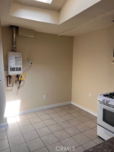 Detail Gallery Image 2 of 7 For 1080 Geraghty Ave, Los Angeles,  CA 90063 - 2 Beds | 1 Baths