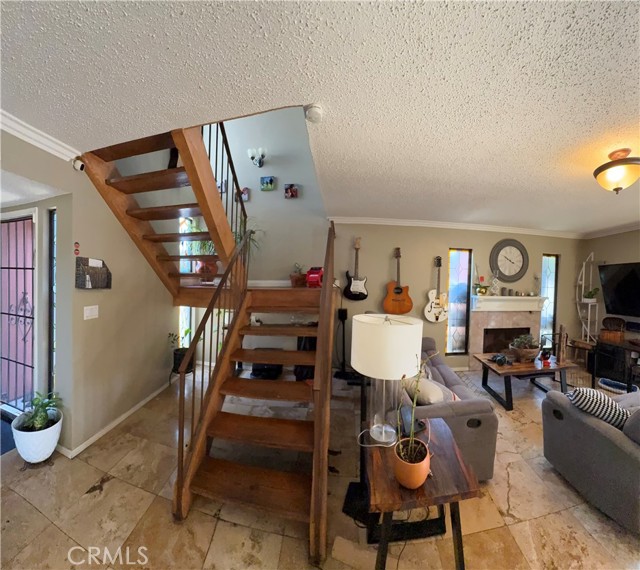 10031 Aspen Circle, Santa Fe Springs CA: https://media.crmls.org/medias/38185429-3b86-43dc-a465-200db1cf863f.jpg