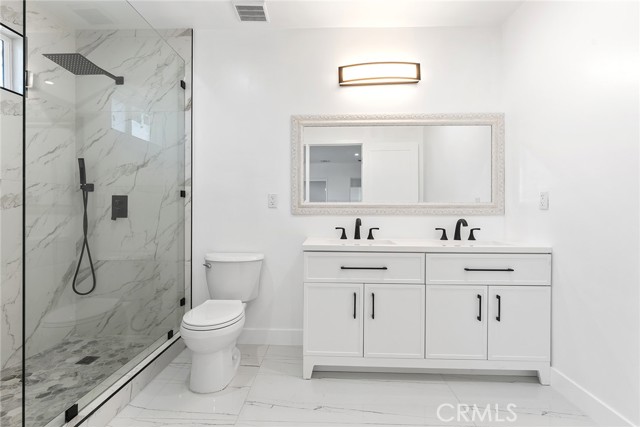 22723 Leonora Drive, Woodland Hills CA: https://media.crmls.org/medias/3818a765-5599-4c62-9858-cba91fbe1000.jpg