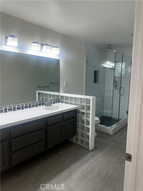 Detail Gallery Image 9 of 10 For 5021 Dantes View Dr, Calabasas,  CA 91301 - 4 Beds | 3 Baths