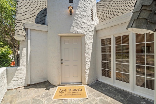 336 N Crescent Heights Boulevard, Los Angeles CA: https://media.crmls.org/medias/381a4000-2148-40a1-bf22-7210c3a0708f.jpg
