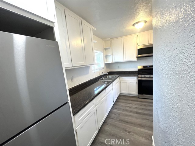 1702 W 60th Street, Los Angeles CA: https://media.crmls.org/medias/381a52b0-81e5-4656-afe7-a78535635a1a.jpg
