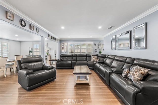 10041 Margo Lane, Westminster CA: https://media.crmls.org/medias/381b7eb3-4bef-48f2-8ab5-1b8083676686.jpg