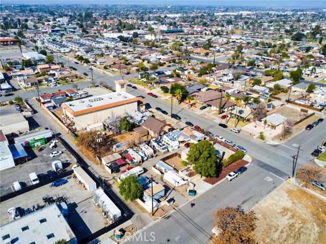 Detail Gallery Image 6 of 18 For 584 E H St, Colton,  CA 92324 - – Beds | – Baths