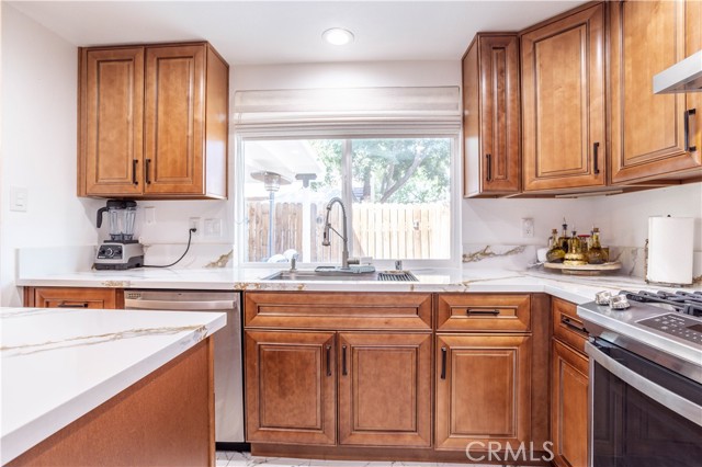 Detail Gallery Image 15 of 31 For 43921 30th St, Lancaster,  CA 93535 - 4 Beds | 2 Baths
