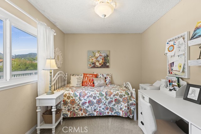 Image 28 of 49 For 6929 Sherwood Drive