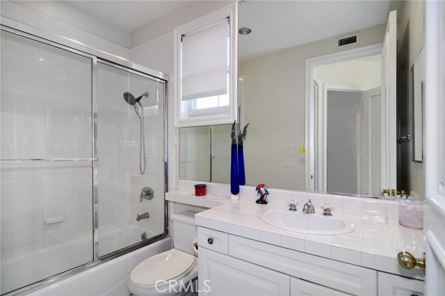 Detail Gallery Image 43 of 59 For 19134 Briarfield Way, Tarzana,  CA 91356 - 6 Beds | 7/1 Baths