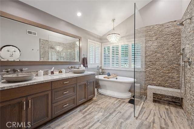 24311 Sylvan Glen Road, Calabasas CA: https://media.crmls.org/medias/381d39ce-dc05-4fee-a753-ddc7eeb01695.jpg