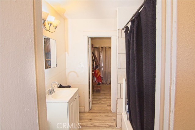 Detail Gallery Image 6 of 13 For 6905 Compton, Compton,  CA 90001 - – Beds | – Baths