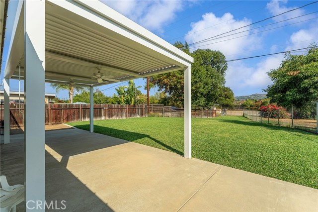 1908 E Walnut Creek Parkway, West Covina CA: https://media.crmls.org/medias/381ecfbd-8797-4eb1-aff0-6e1f0f21aead.jpg
