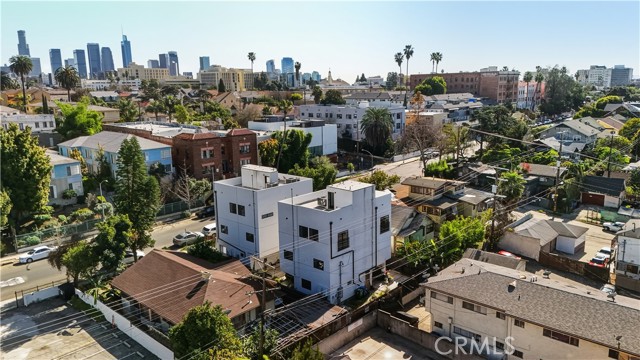 Detail Gallery Image 17 of 22 For 121 1/2 S Coronado St, Los Angeles,  CA 90057 - – Beds | – Baths