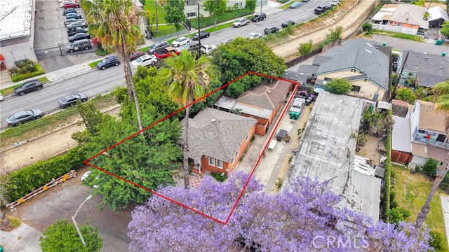 470 E Home Street, Long Beach CA: https://media.crmls.org/medias/381f8d81-5124-45d4-8e5e-6a5b658c94a3.jpg