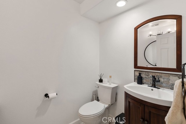 Detail Gallery Image 19 of 30 For 2682 Pala Mesa Ct, Costa Mesa,  CA 92627 - 3 Beds | 2/1 Baths