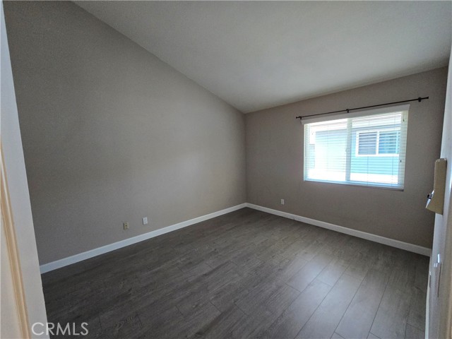 Detail Gallery Image 24 of 33 For 914 Huntington St, Huntington Beach,  CA 92648 - 3 Beds | 3 Baths