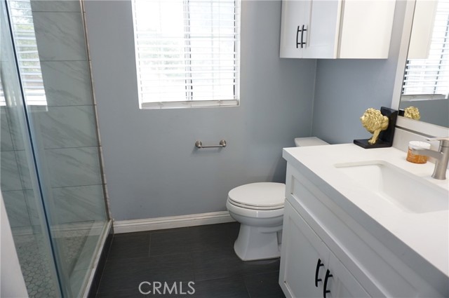 10109 Noble Avenue, Mission Hills (San Fernando) CA: https://media.crmls.org/medias/38205b19-f056-462b-83a2-720259c362df.jpg