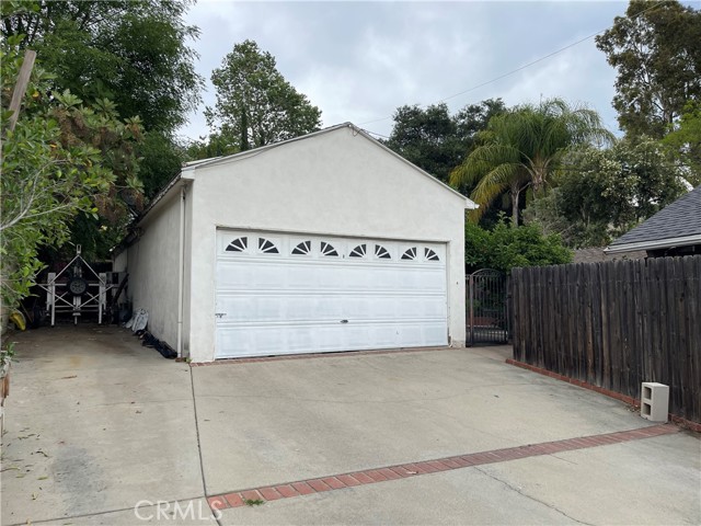 643 W Alegria Avenue, Sierra Madre CA: https://media.crmls.org/medias/3821a73d-2001-4d84-a614-72e7872227da.jpg