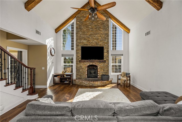 Detail Gallery Image 8 of 75 For 33486 Wild Lilac Rd, Menifee,  CA 92584 - 6 Beds | 4/1 Baths