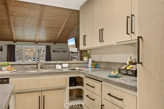 469 Morningstar, Big Bear Lake, CA 92315