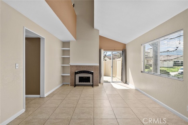 Detail Gallery Image 9 of 31 For 282 Parkview Dr, Lake Elsinore,  CA 92530 - 2 Beds | 1 Baths