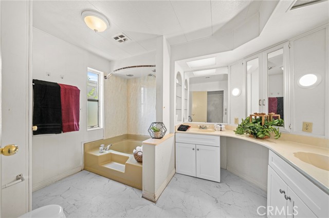 1441 Paso Real Avenue, Rowland Heights CA: https://media.crmls.org/medias/38227bf6-28e0-43b2-b0af-3ea67f2d40ea.jpg