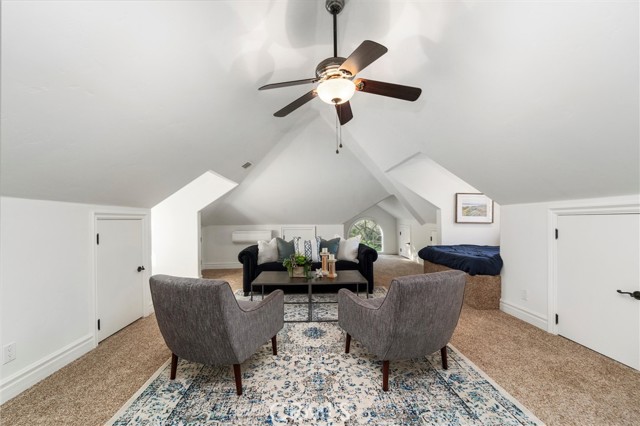 45200 Oak Manor Ct, Temecula CA: https://media.crmls.org/medias/382292f9-dc31-4a43-a424-27fdb74a061a.jpg