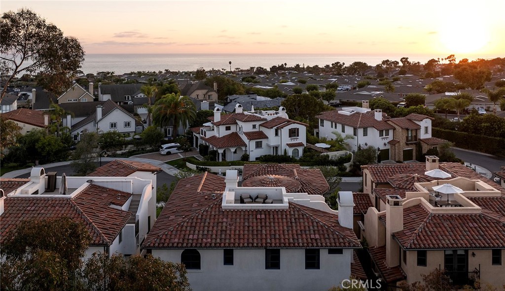 https://media.crmls.org/medias/38231772-203a-4f35-a2a4-f9f8499f4e64.jpg?preset=X-Large