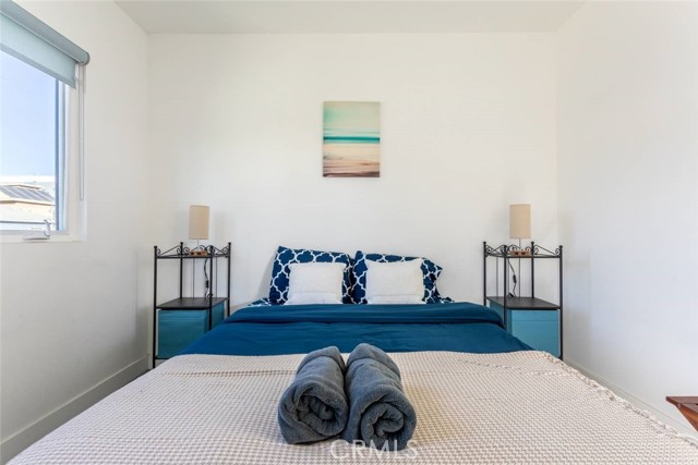 Detail Gallery Image 20 of 33 For 1340 N Kenmore, Los Angeles,  CA 90027 - 4 Beds | 4 Baths