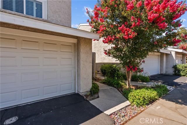 Detail Gallery Image 7 of 50 For 23121 Yvette Ln, Valencia,  CA 91355 - 3 Beds | 3 Baths