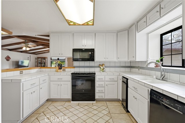 Detail Gallery Image 18 of 67 For 3811 Echo Mountain Road, Butte Valley,  CA 95965 - 5 Beds | 4/2 Baths