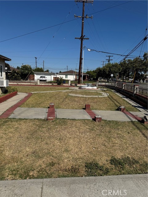 Detail Gallery Image 5 of 11 For 8647 Passons Bld, Pico Rivera,  CA 90660 - 2 Beds | 1 Baths