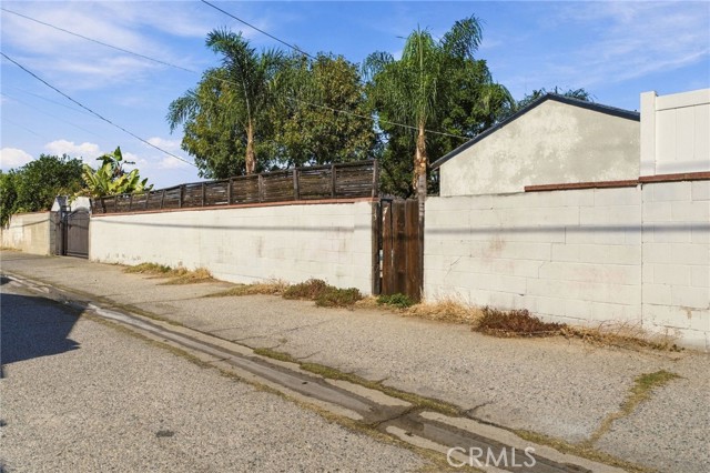 12410 Lull Street photo 33