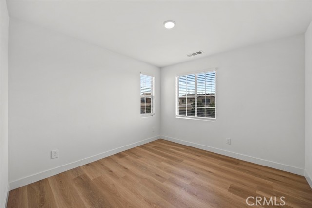 Detail Gallery Image 21 of 52 For 1527 Amethyst Ln, Beaumont,  CA 92223 - 3 Beds | 2/1 Baths