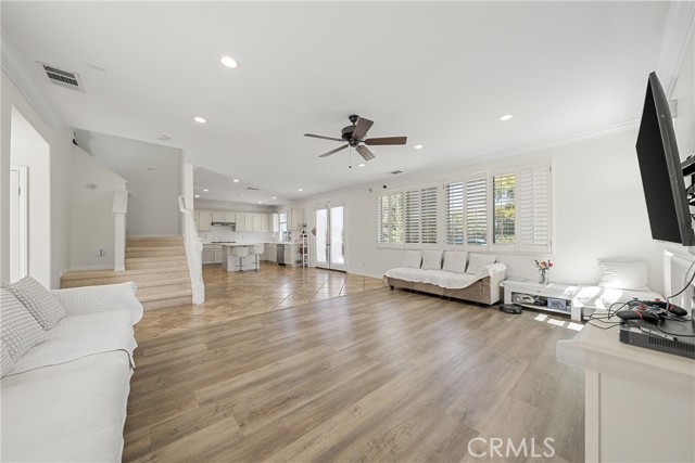 Detail Gallery Image 7 of 39 For 25418 Singleleaf St, Corona,  CA 92883 - 5 Beds | 3/1 Baths