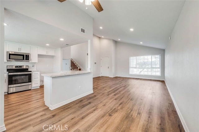 Detail Gallery Image 6 of 37 For 17420 Niagara Ave, Cerritos,  CA 90703 - 4 Beds | 2/1 Baths