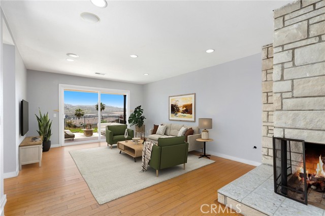 Detail Gallery Image 4 of 72 For 33292 Bremerton St, Dana Point,  CA 92629 - 3 Beds | 2 Baths