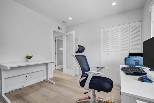 1947 N Sacramento Street, Orange CA: https://media.crmls.org/medias/382770b4-c30a-483a-beec-591edc159808.jpg
